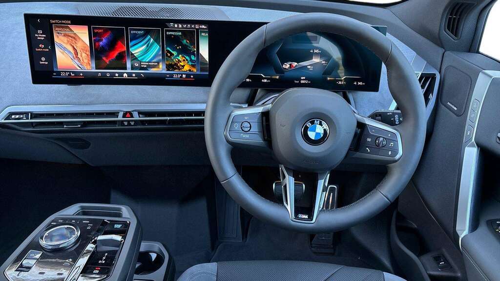 BMW iX 300Kw Xdrive45 M Sport 101Kwh 2026 White #6