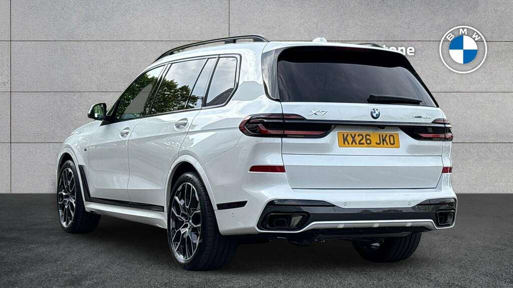 BMW X7 Xdrive40d Mht M Sport Step 2026 White #2