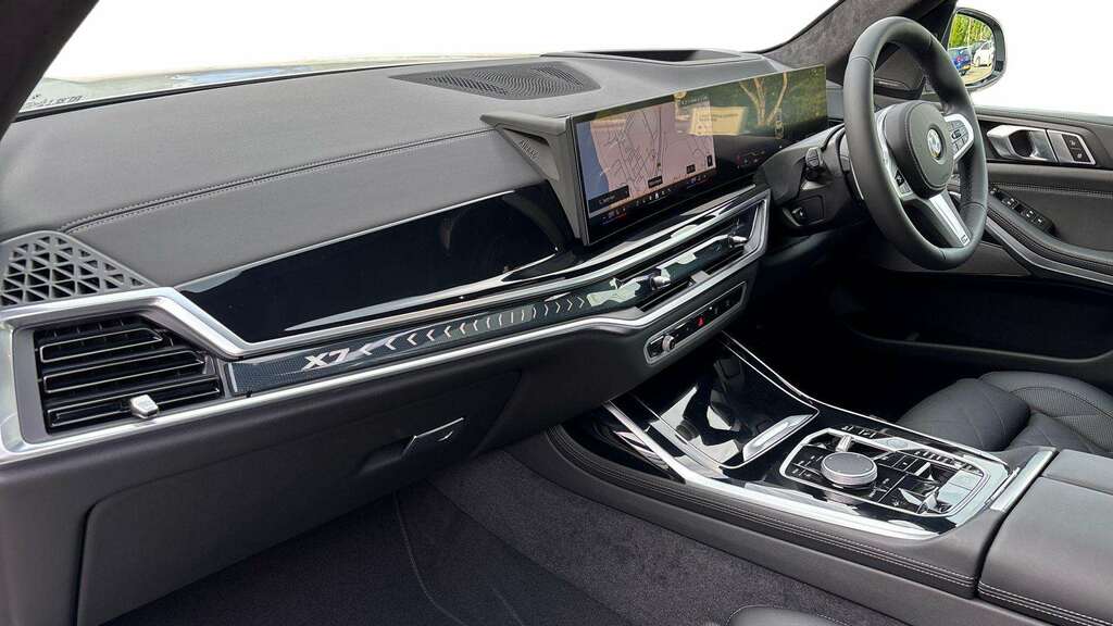 BMW X7 M Sport Grey #8