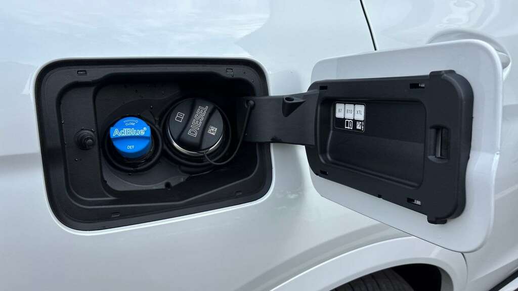 BMW X7 M Sport Grey #24