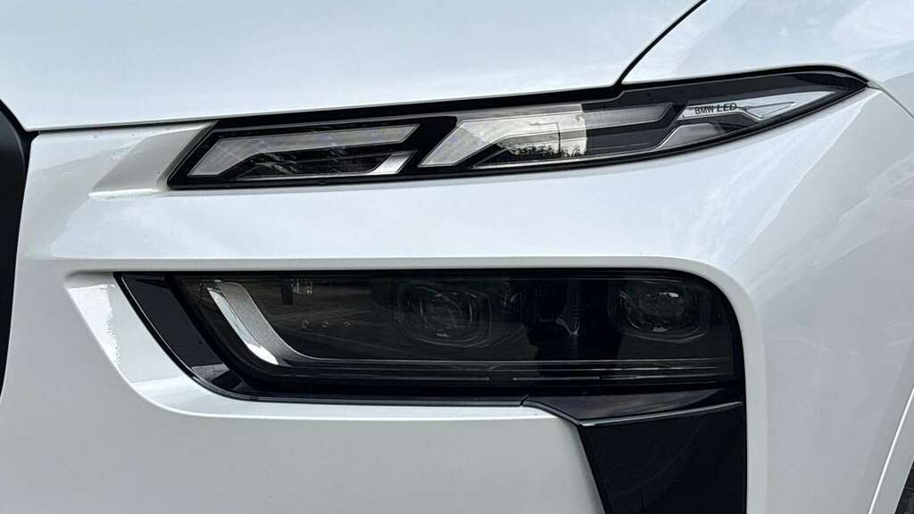 BMW X7 M Sport Grey #17