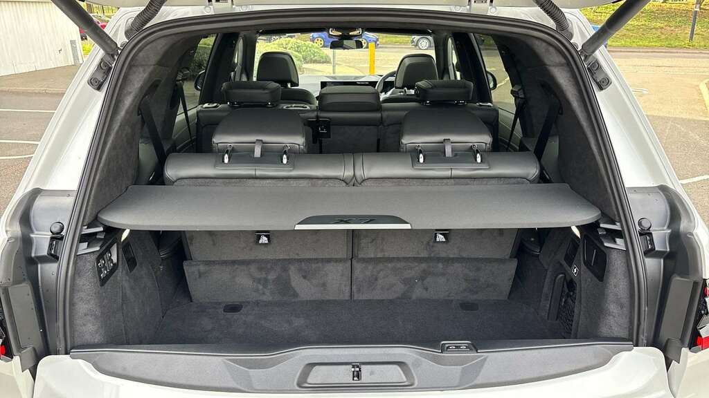 BMW X7 M Sport Grey #14