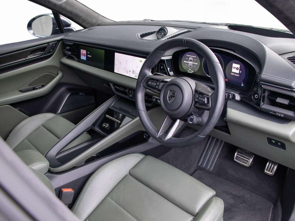 Porsche Macan 470Kw Turbo 100Kwh 2024 Grey #3
