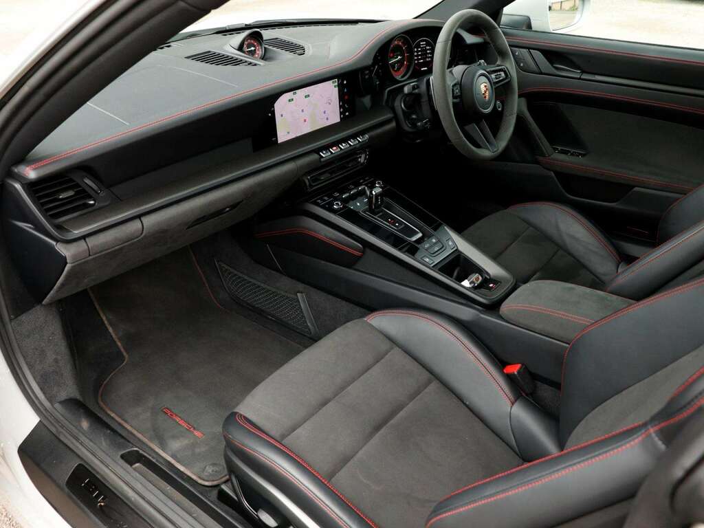 Porsche 911 Gts Pdk  #9