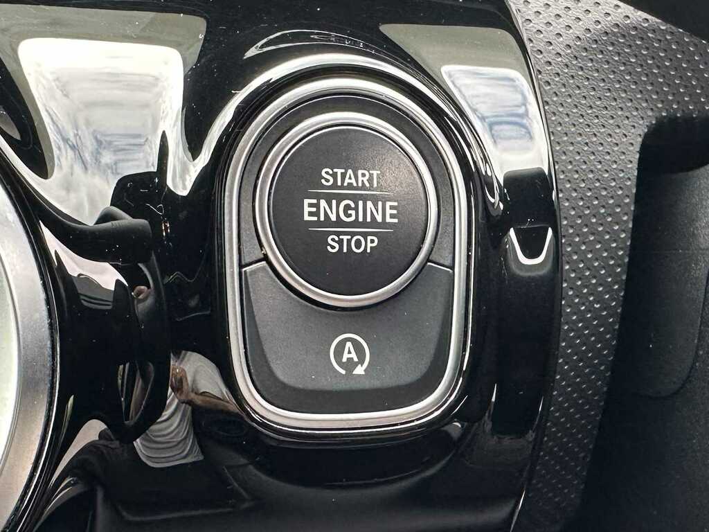Mercedes-Benz A Class Se White #30