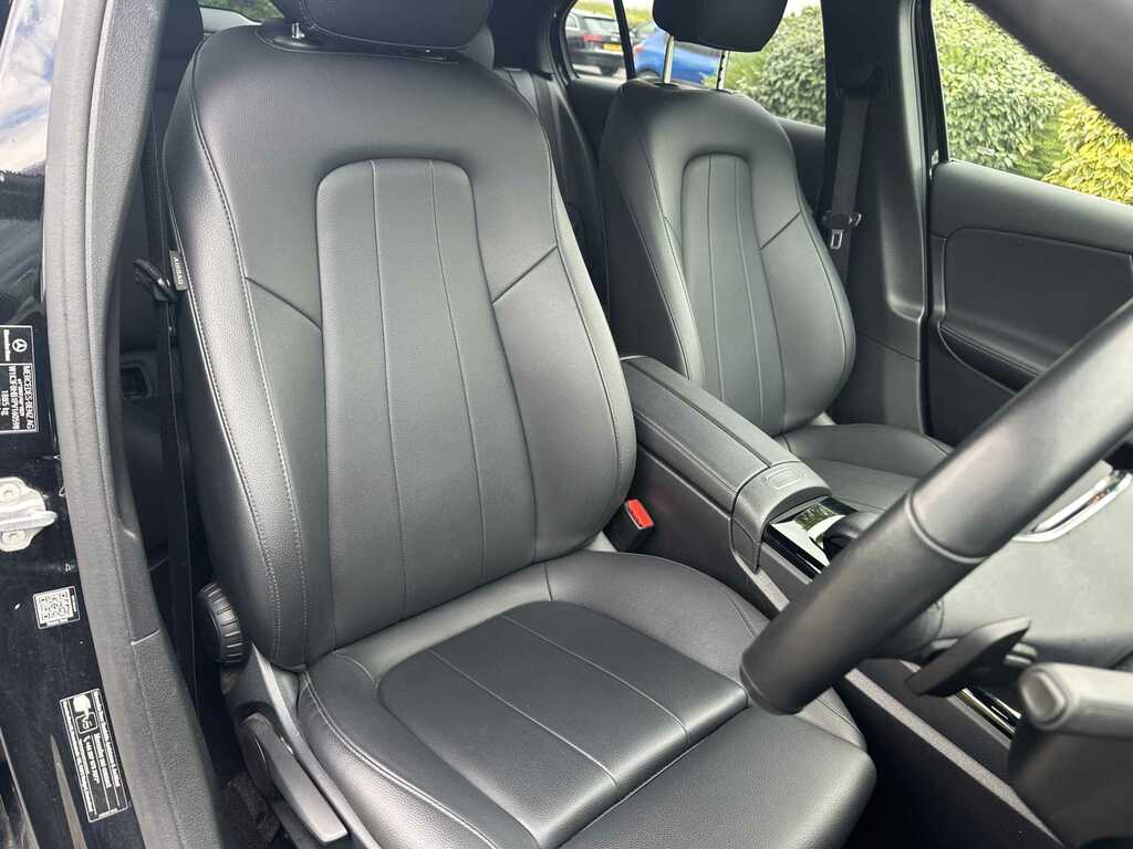 Mercedes-Benz A Class Se White #15
