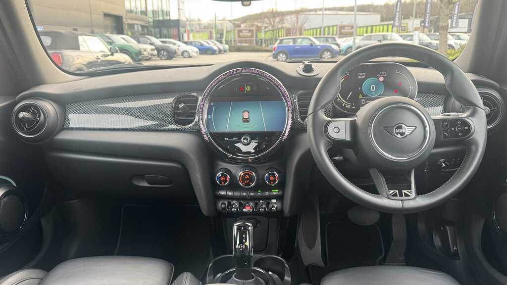 Mini Hatch 1.5 Cooper Classic Premium 2023 Black #4