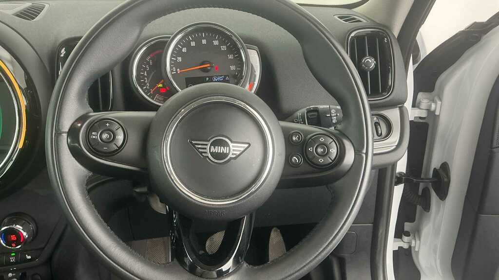 Mini Countryman Cooper Classic #20