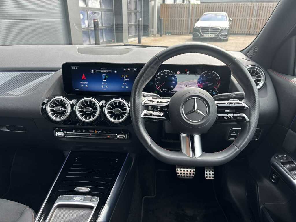 Mercedes-Benz GLA Class Amg Line White #25