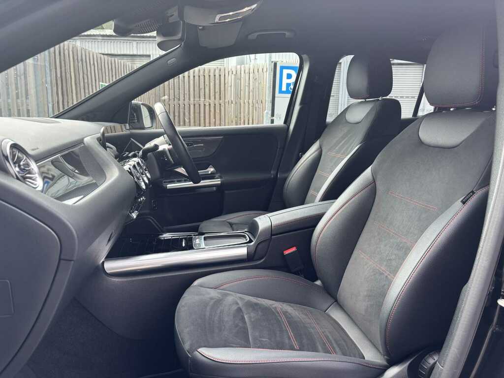 Mercedes-Benz GLA Class Amg Line White #15