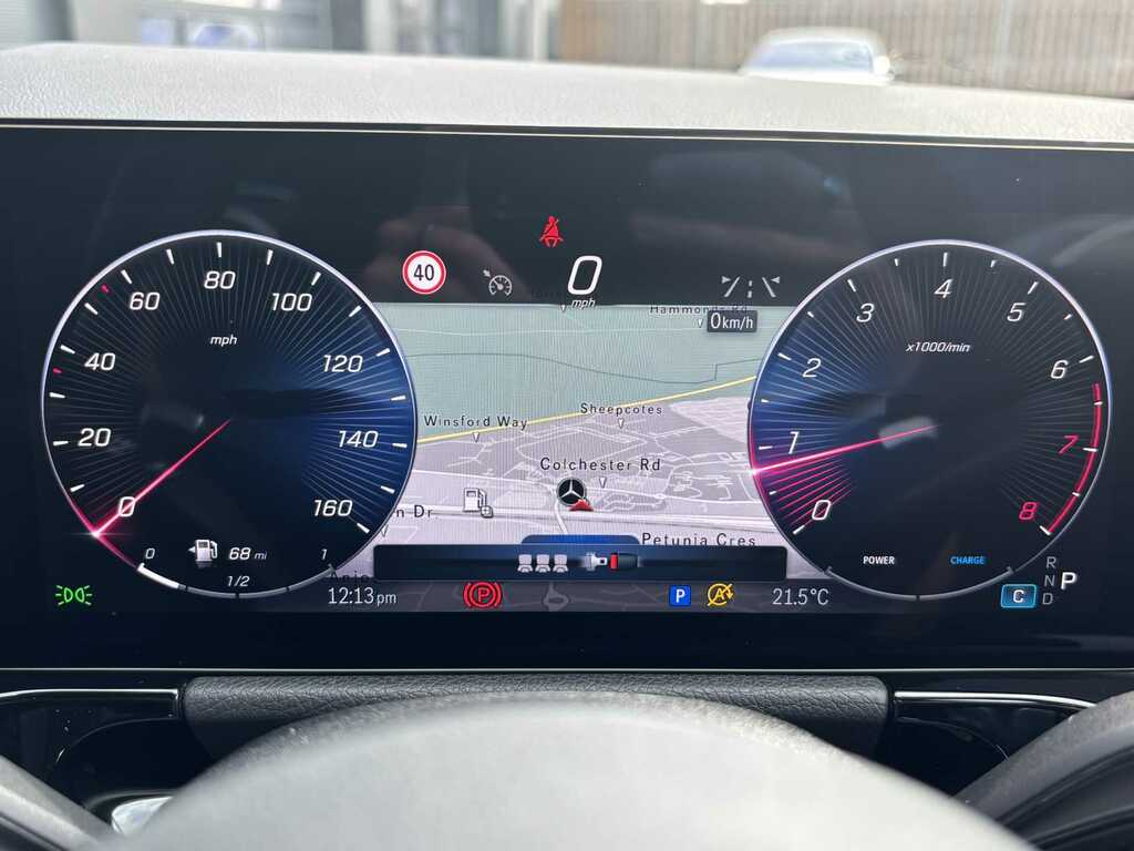 Mercedes-Benz GLA Class Amg Line White #35