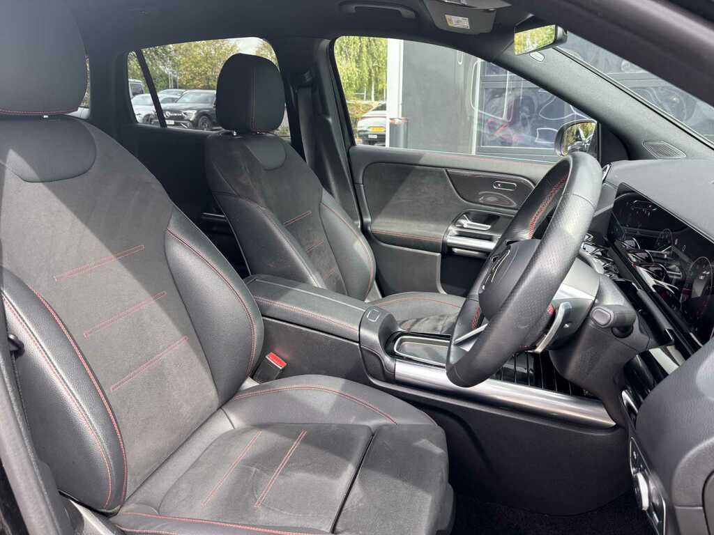 Mercedes-Benz GLA Class Amg Line White #27