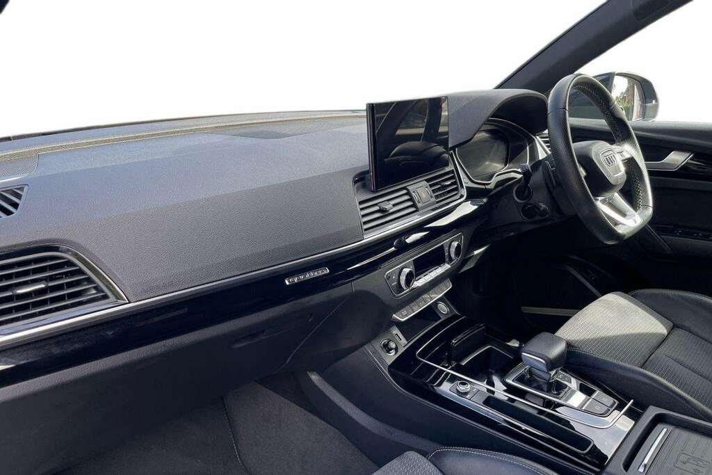 Audi Q5 45 Tfsi Quattro Black Edition S Tronic 2024 #2