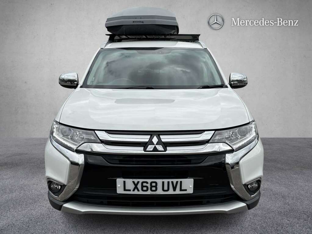 Mitsubishi Outlander 2.2 Di-d 3 2018 White #3