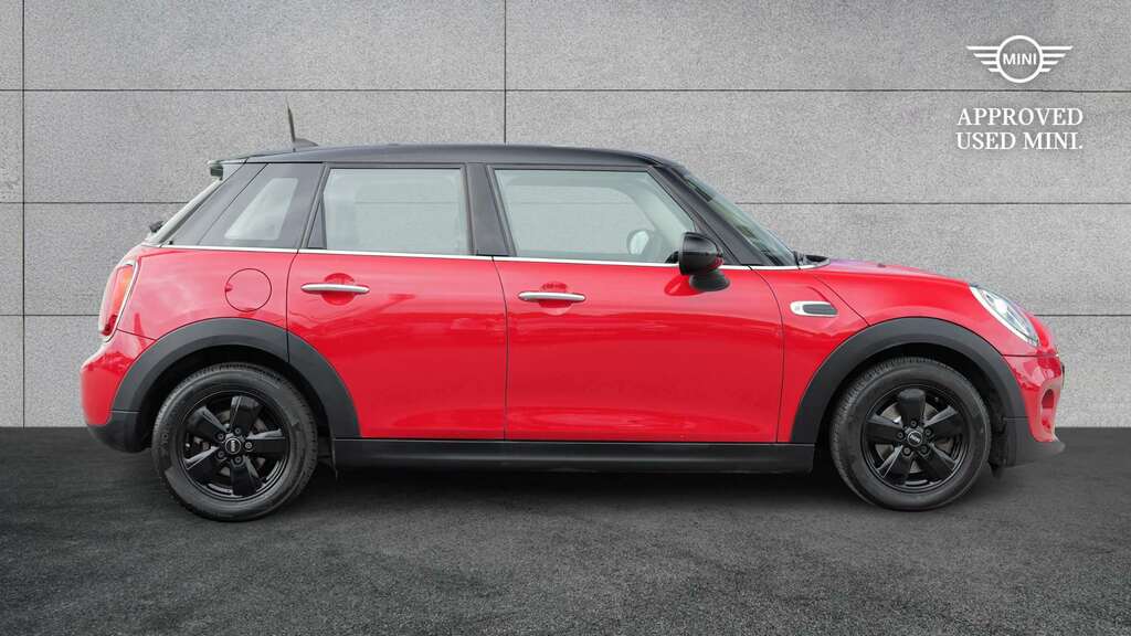 Mini Hatch 1.5 Cooper II 2018 Red #3