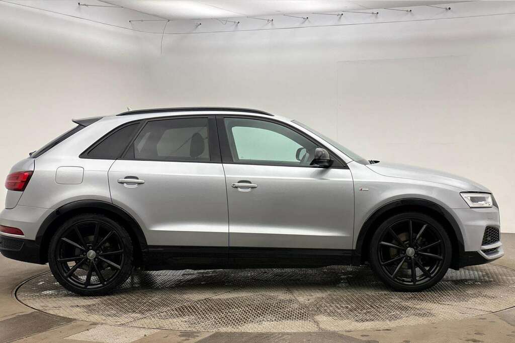 Audi Q3 2.0 Tdi Black Edition 2018 Silver #4