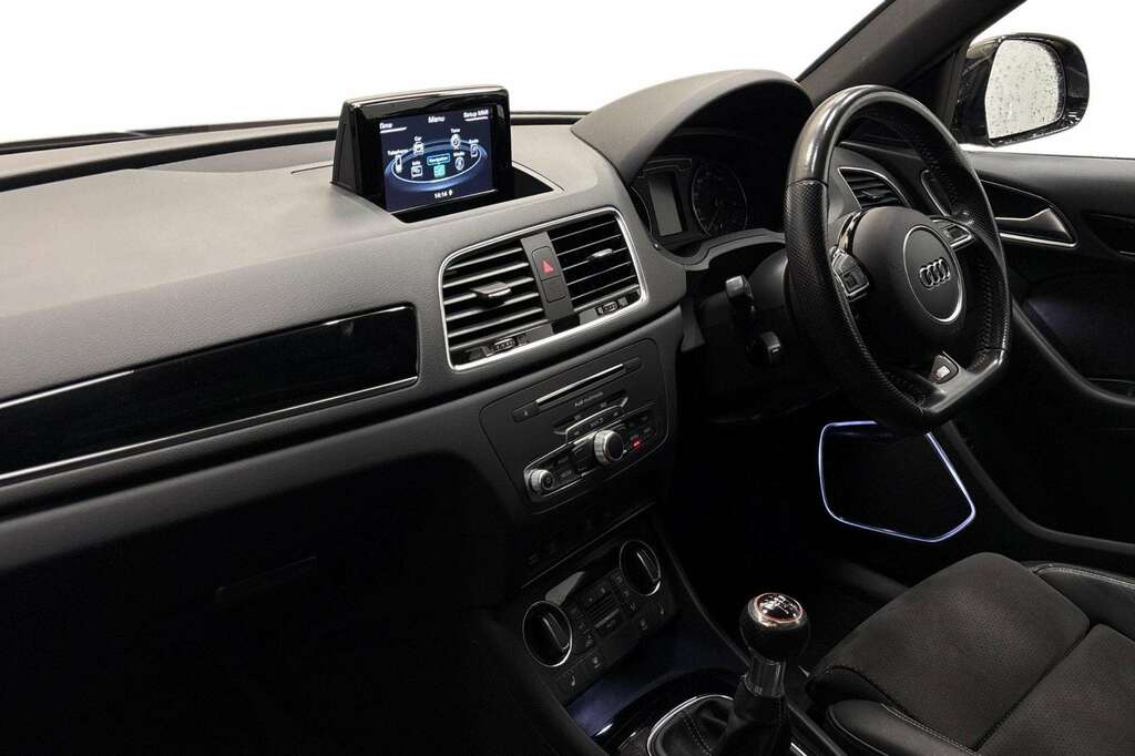 Audi Q3 2.0 Tdi Black Edition 2018 Silver #2