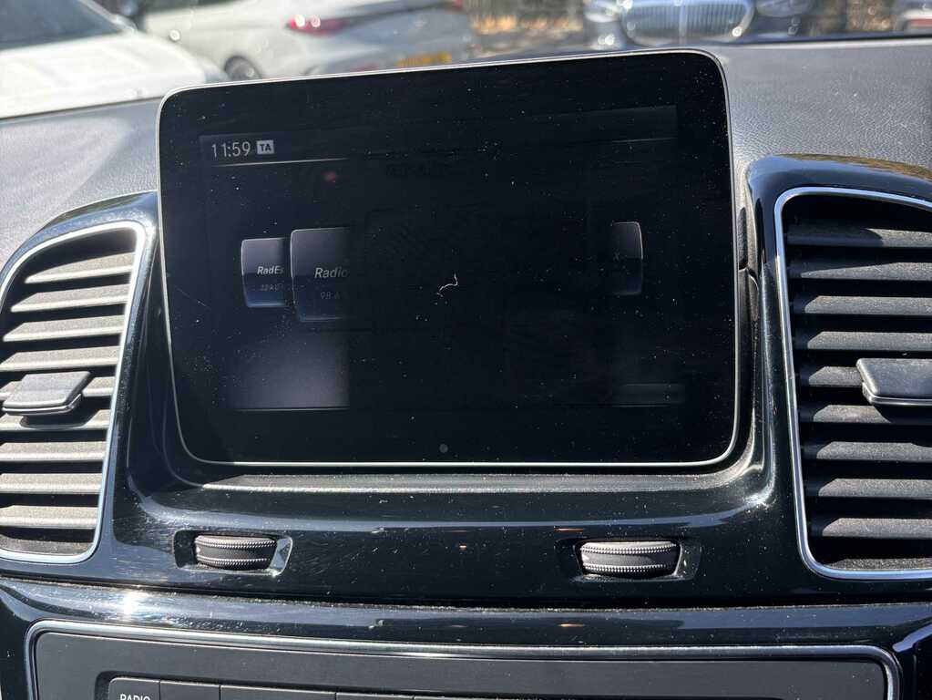 Mercedes-Benz GLE Class Black #34