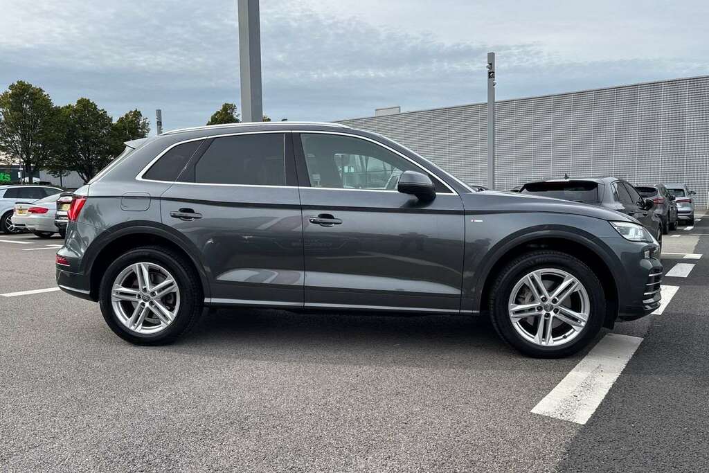 Audi Q5 45 Tfsi Quattro S Line S Tronic 2019 Grey #4