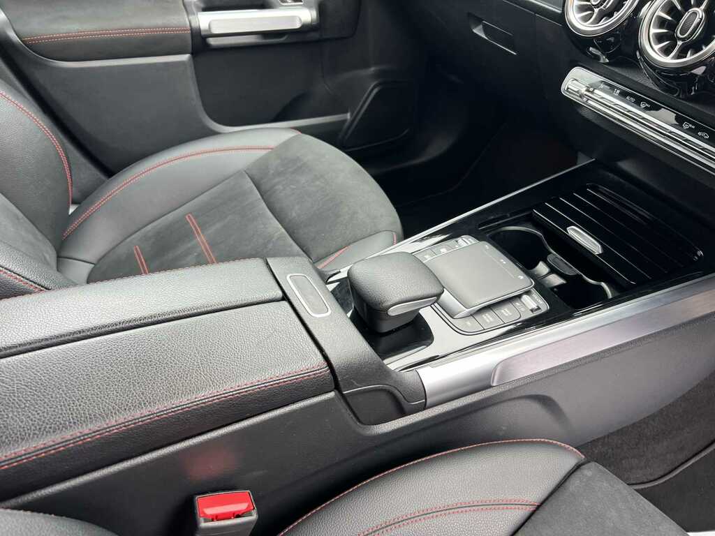 Mercedes-Benz GLB Class Amg Line Black #28