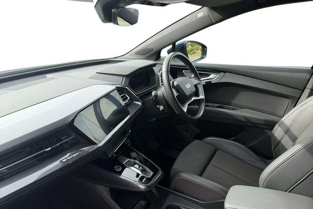 Audi Q4 E Tron 150Kw 40 82Kwh S Line 2021 Blue #2