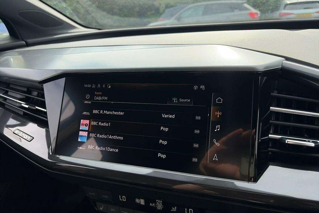 Audi Q4 E Tron 150Kw 40 82Kwh S Line  #38
