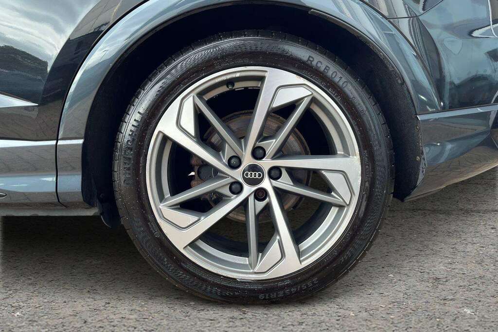 Audi Q3 35 Tfsi S Line Grey #10
