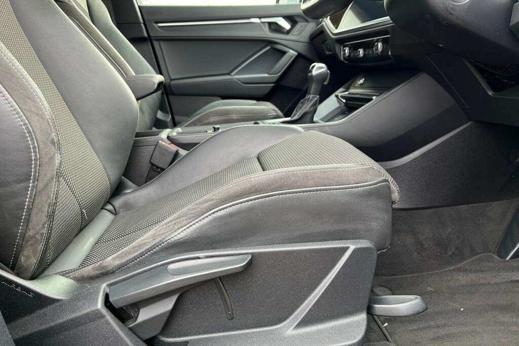 Audi Q3 35 Tfsi S Line Grey #38