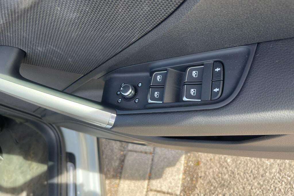 Audi Q2 35 Tfsi S Line S Tronic Tech Grey #14