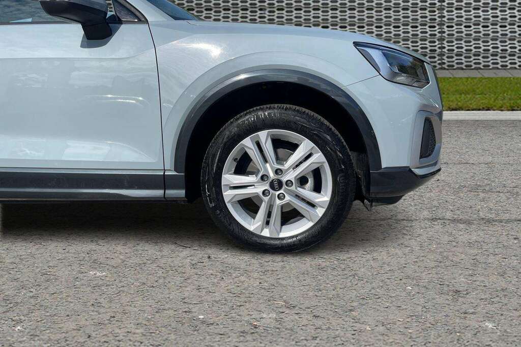 Audi Q2 35 Tfsi S Line S Tronic Tech Grey #11