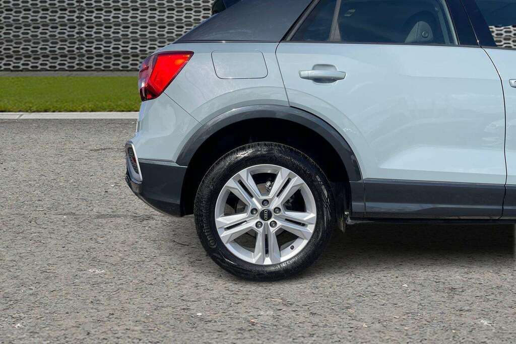 Audi Q2 35 Tfsi S Line S Tronic Tech Grey #10