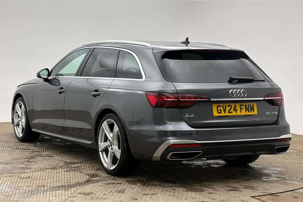 Audi A4 40 Tfsi 204 S Line S Tronic 2024 Grey #3