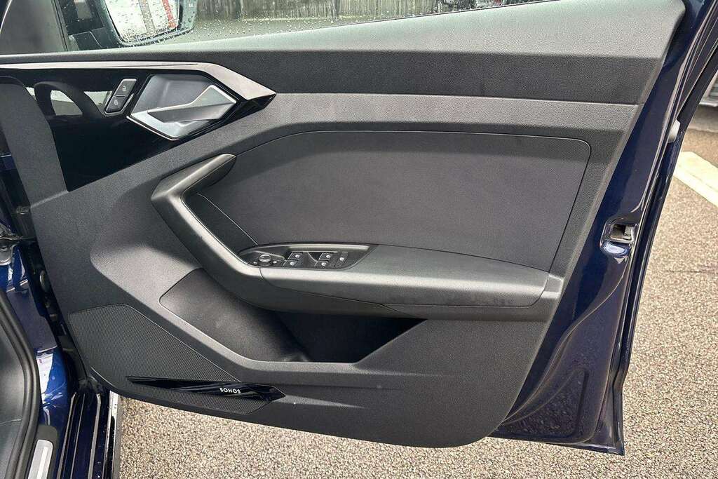 Audi A1 A1 35 Tfsi S Line S Tronic Grey #37