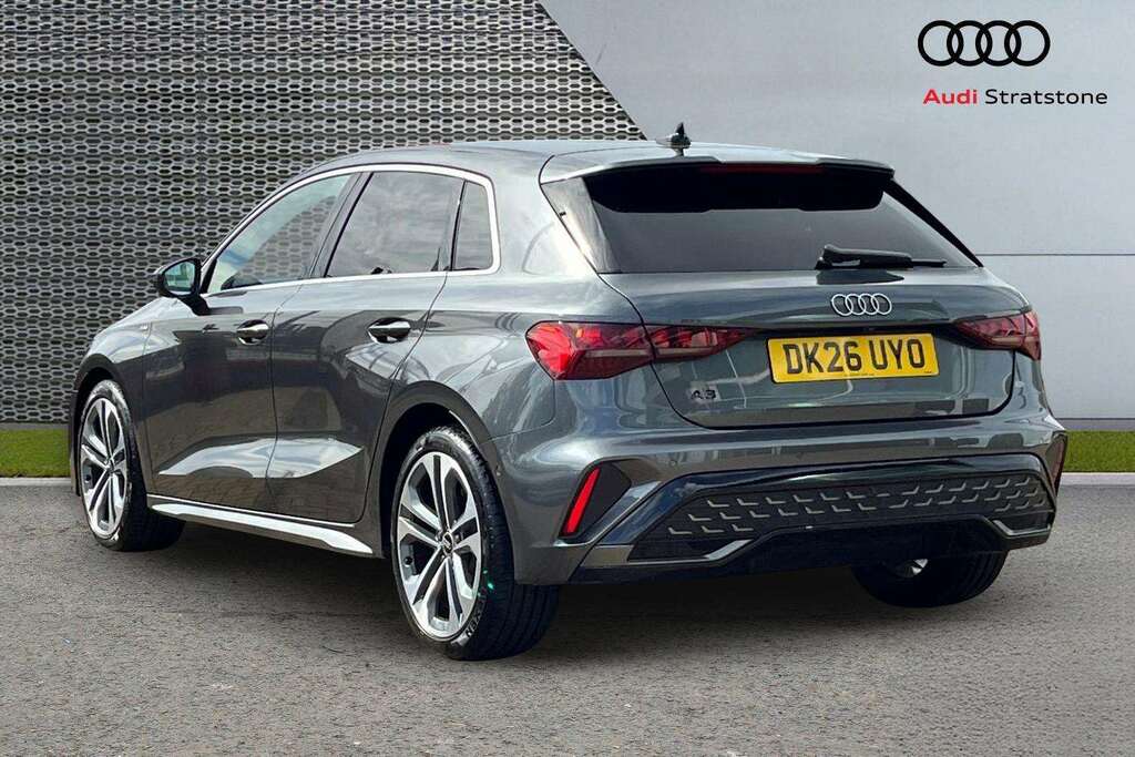 Audi A3 1.5 Tfsi 116 S Line S Tronic 2026 Grey #3