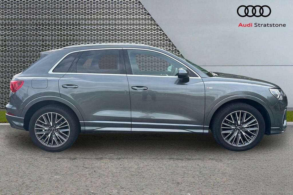 Audi Q3 35 Tfsi S Line Leather 2024 Grey #4