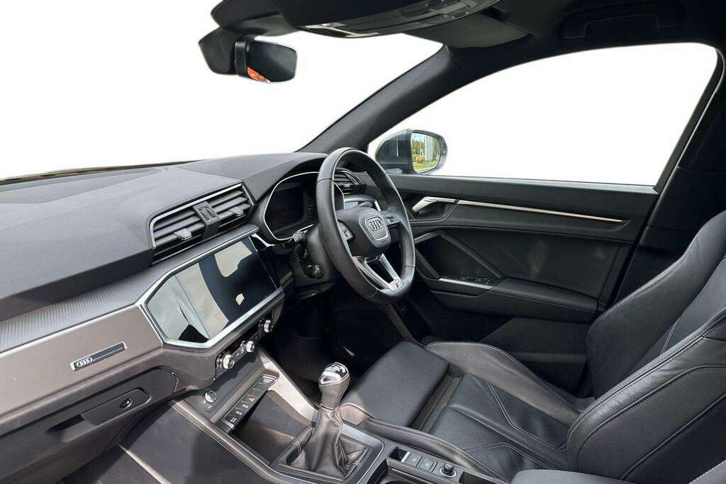 Audi Q3 35 Tfsi S Line Leather 2024 Grey #2