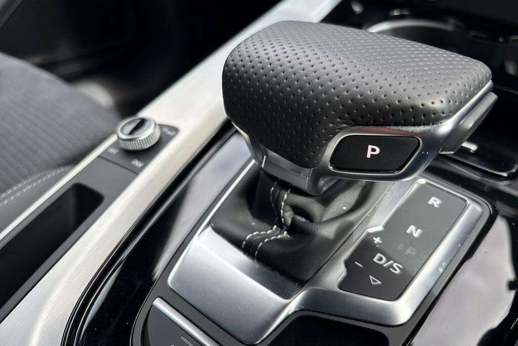 Audi A4 35 Tfsi S Line S Tronic Black #15