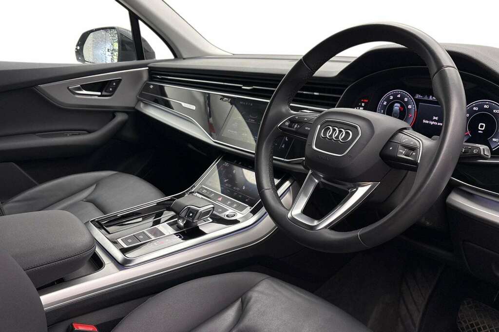 Audi Q7 55 Tfsi Quattro Sport Tiptronic 2022 Black #6