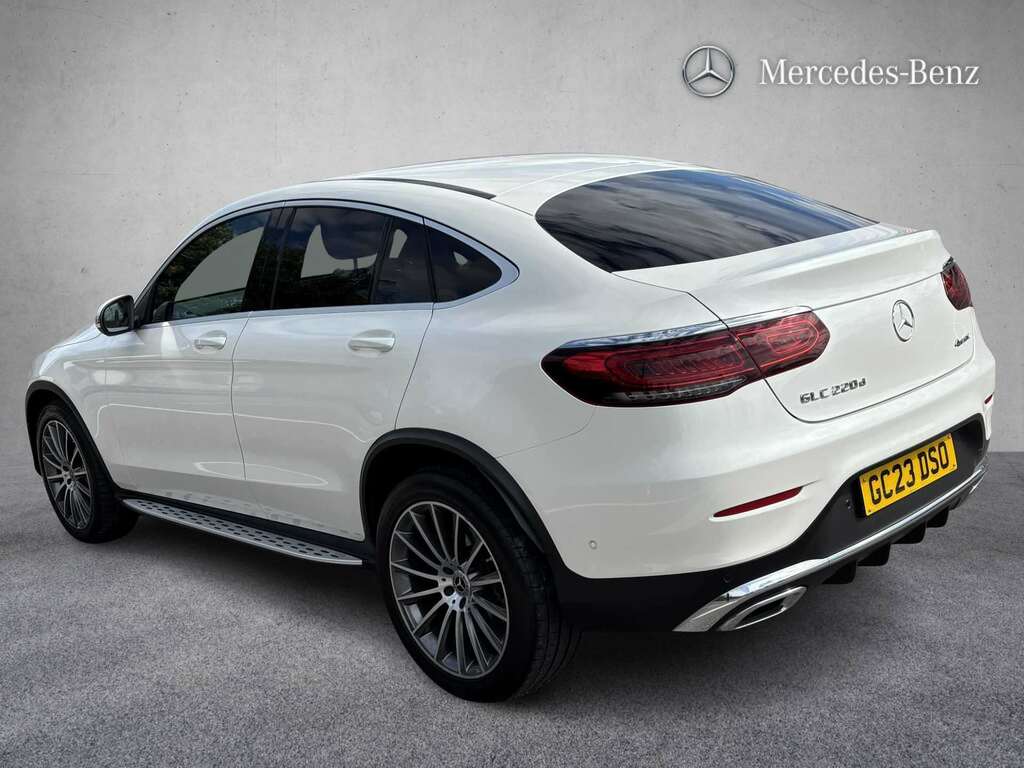 Mercedes-Benz GLC Class Glc 220D 4Matic Amg Line Premium 9G-tronic 202 White #2