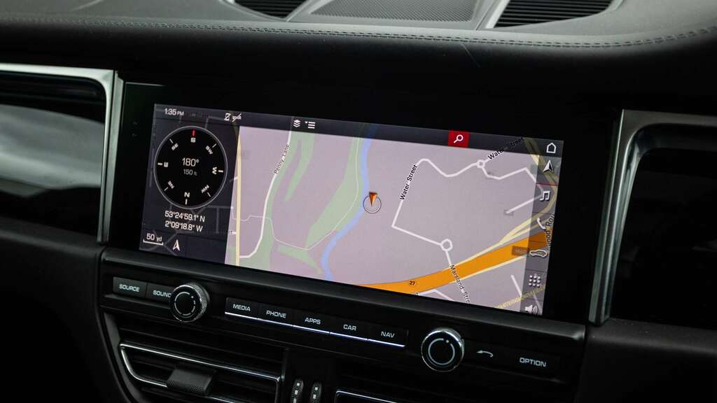 Porsche Macan Suv Pdk Black #21
