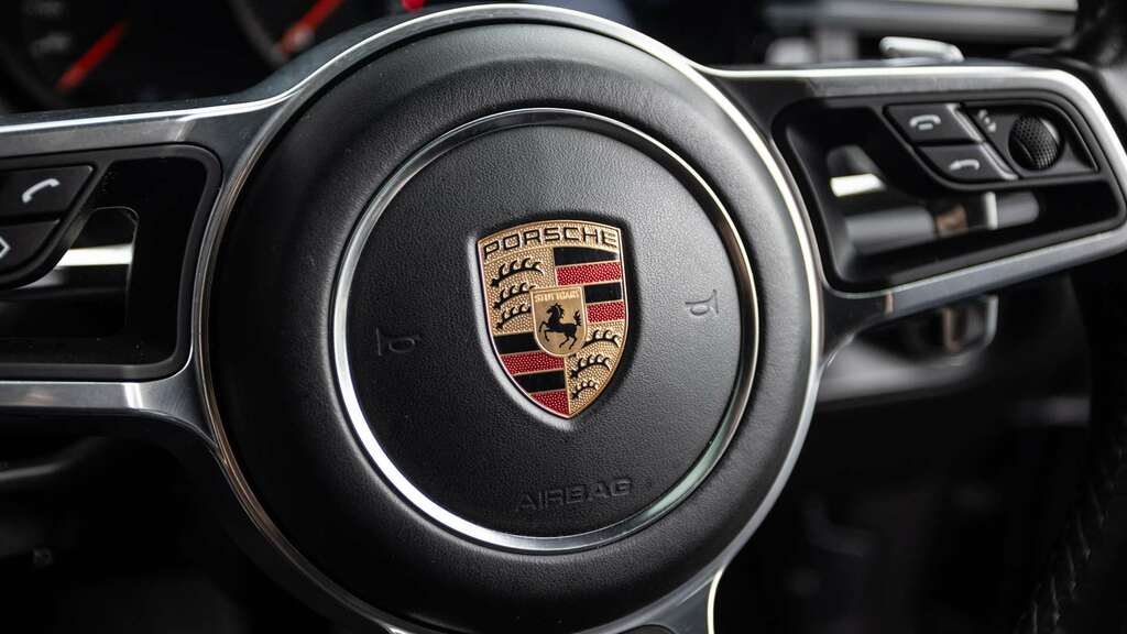 Porsche Macan Suv Pdk Black #20
