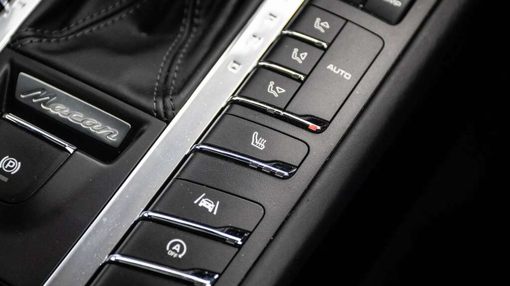 Porsche Macan Suv Pdk Black #24