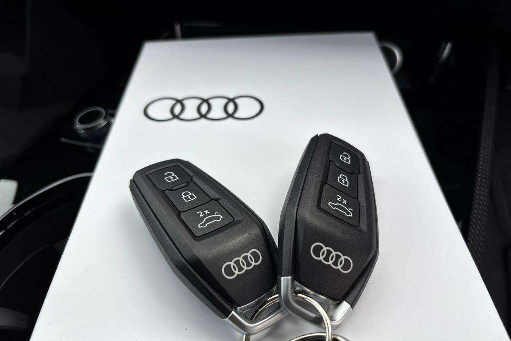 Audi A5 2.0 Tdi 204 Edition 1 S Tronic Grey #25