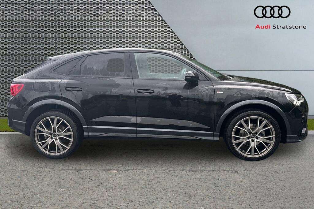 Audi Q3 35 Tfsi Black Edition S Tronic 20 Alloy 202 #4