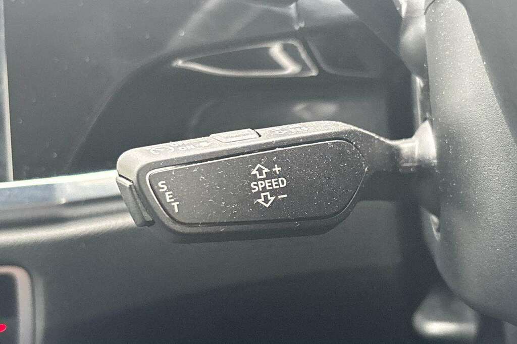Audi Q3 35 Tfsi Black Edition S Tronic Tech Pack #34