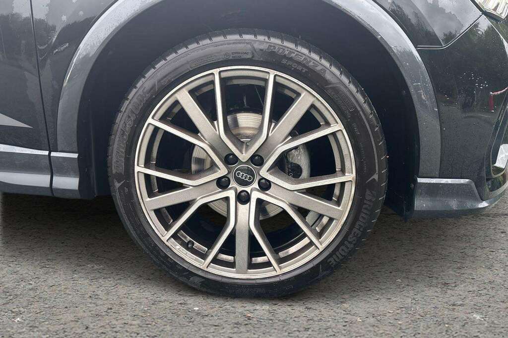 Audi Q3 35 Tfsi Black Edition S Tronic 20 Alloy 202 #5