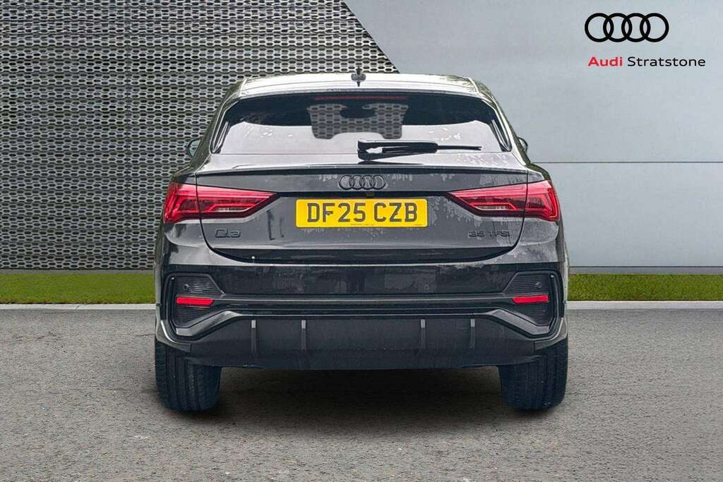 Audi Q3 35 Tfsi Black Edition S Tronic Tech Pack #7