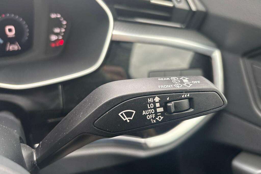 Audi Q3 35 Tfsi Black Edition S Tronic Tech Pack #36