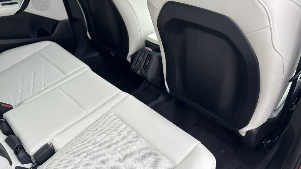 BMW X1 M35i Xdrive Step Black #26