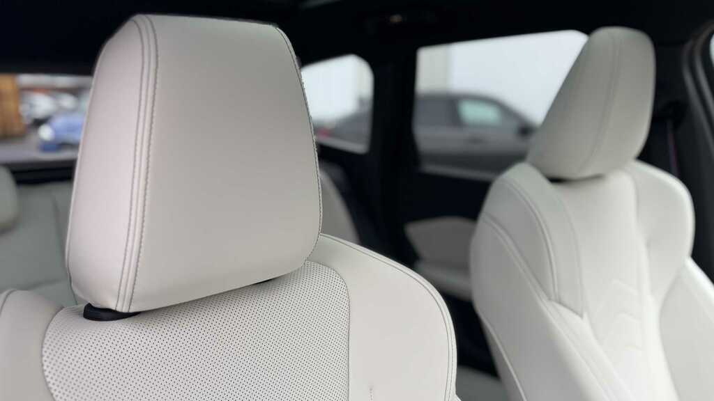 BMW X1 M35i Xdrive Step Black #23